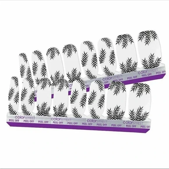 *Retired* Color Street: Palm Before the Storm | Tropical Summer Beach Palm Tree - Picture 12 of 12